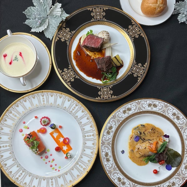 鳳凰の旅【京成船橋発】~憧れのホテルで優雅なひととき~蒲郡クラシックホテルとノリタケの森 1泊2日<コースNo.25-1105>(京成トラベル)2